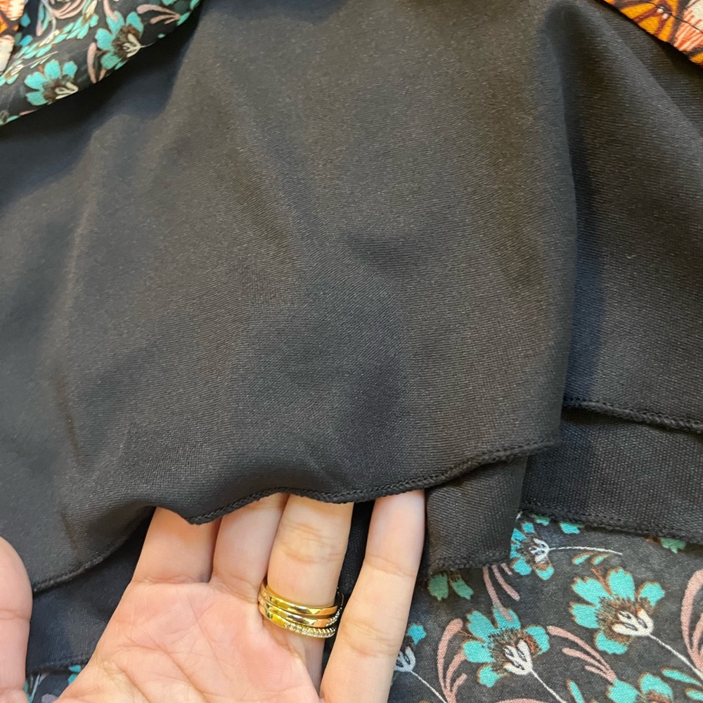 City Triangles - Multicolor Floral Patchwork Patt… - image 8